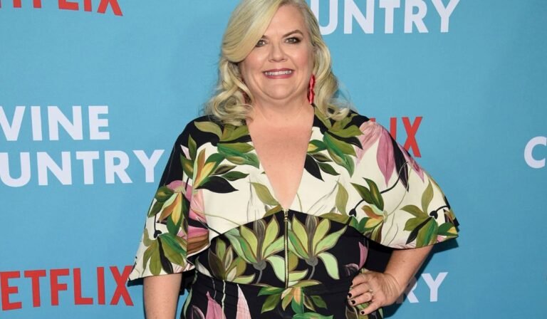 paula pell
