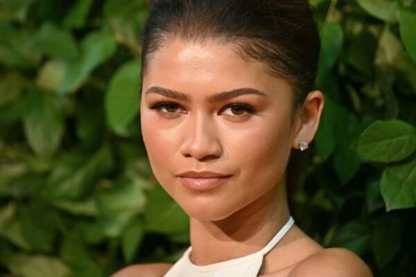 zendaya height